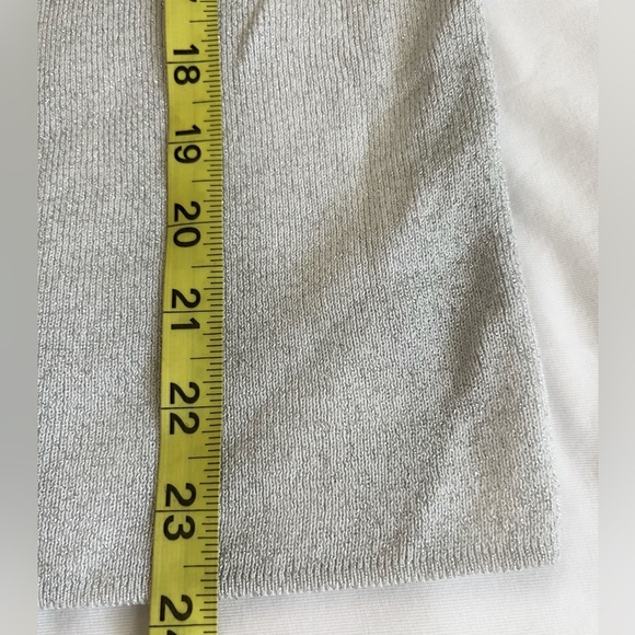 Talbots Sleeveless Silver Metallic Knit Sweater Sz X - Picture 6 of 7